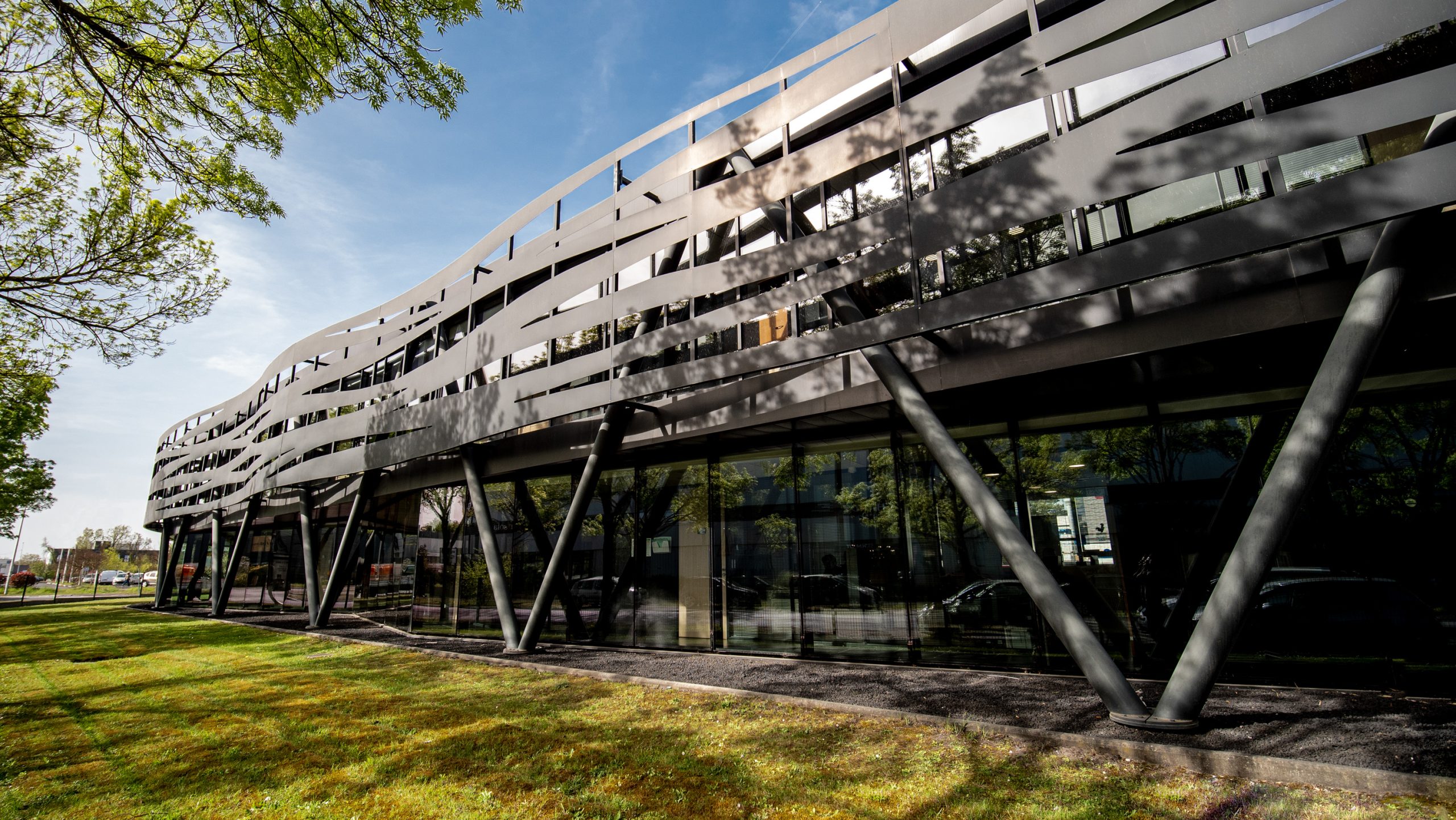 Unikalo_building